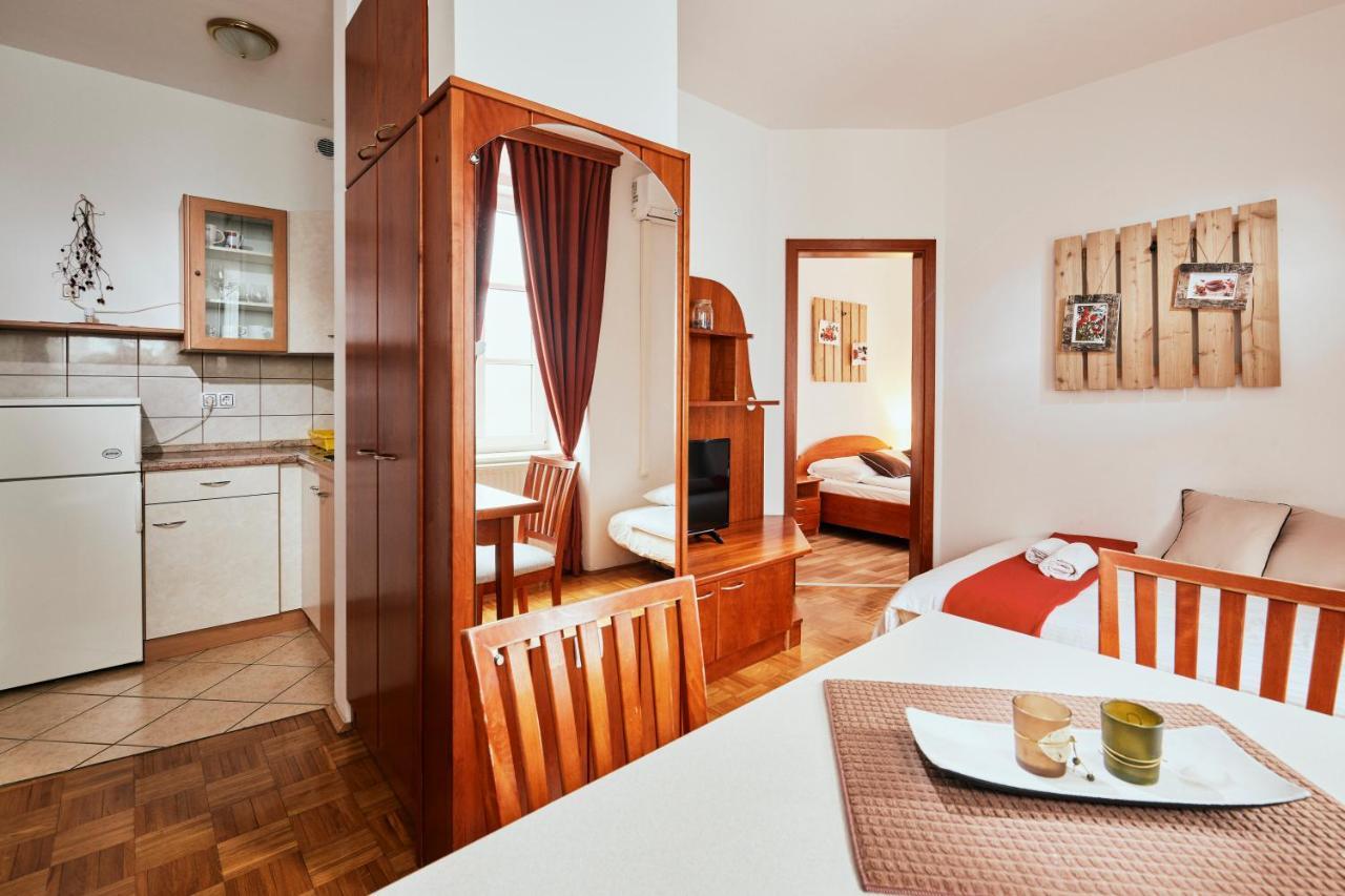 Rooms & Restaurant Ostarija Dolenjske Toplice Bagian luar foto