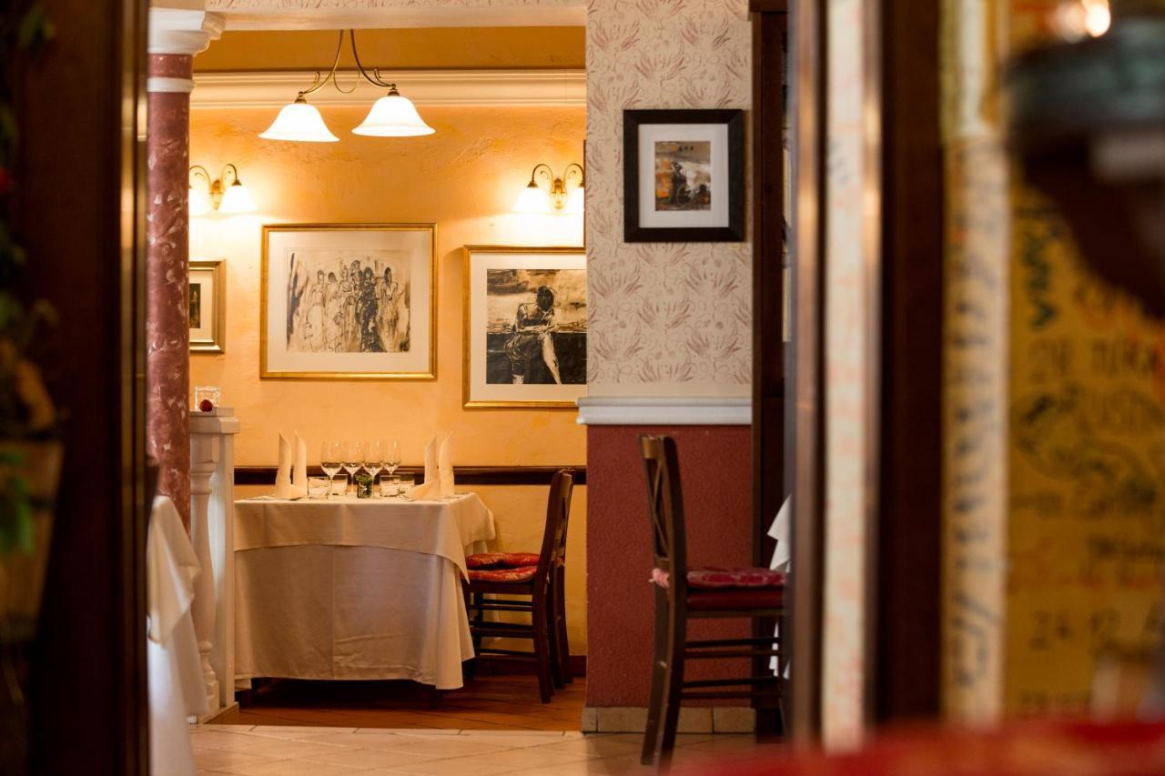 Rooms & Restaurant Ostarija Dolenjske Toplice Bagian luar foto
