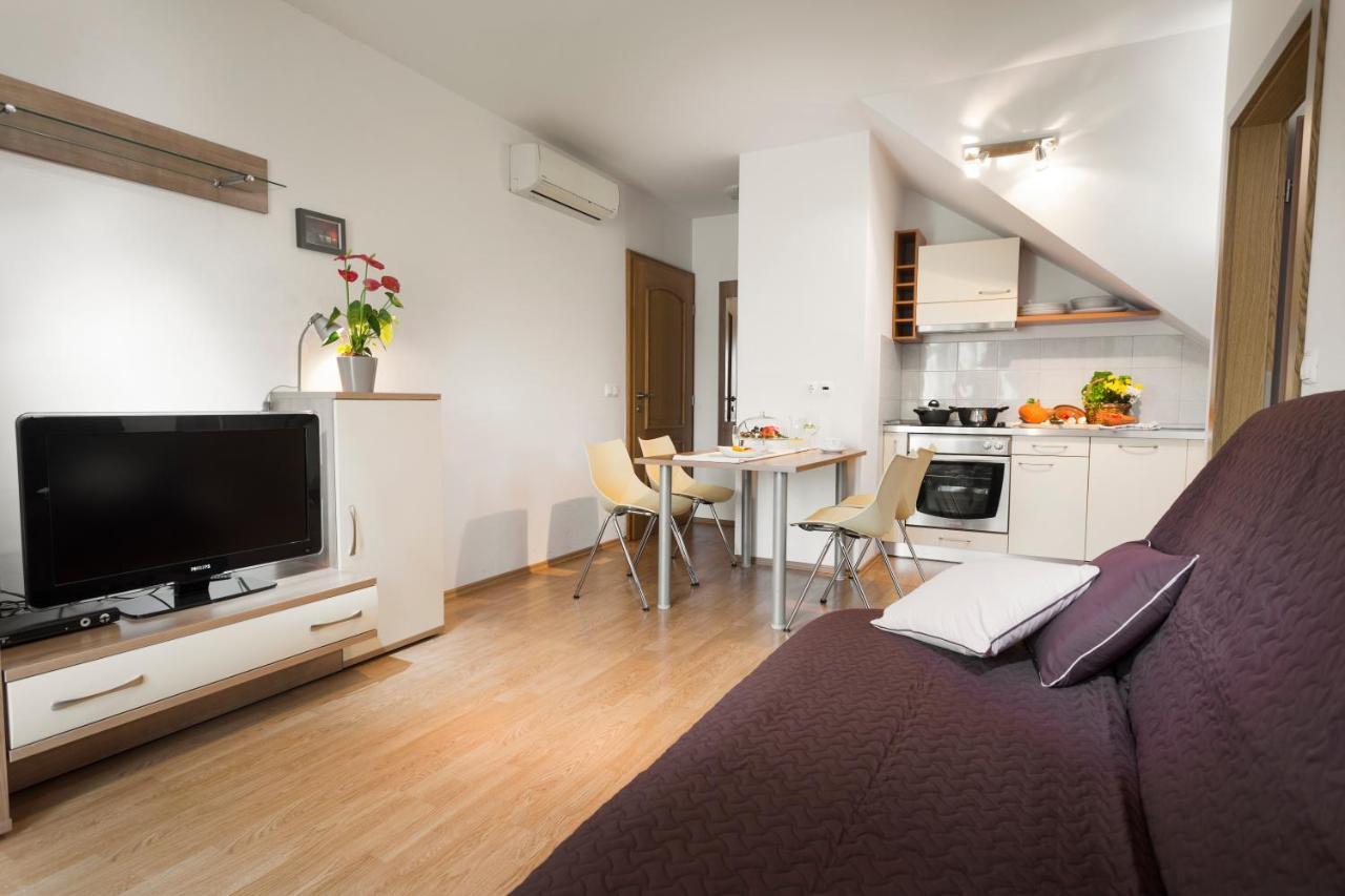 Rooms & Restaurant Ostarija Dolenjske Toplice Bagian luar foto