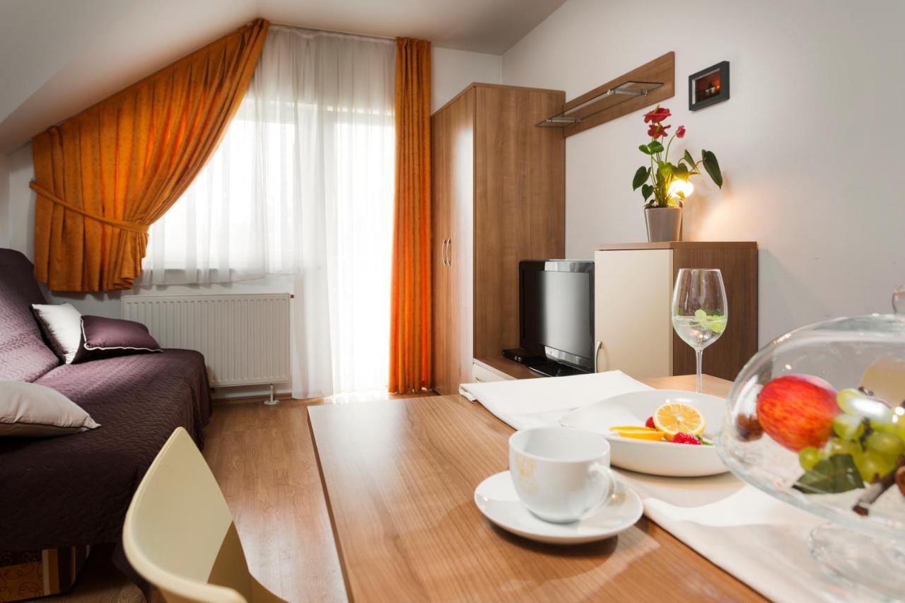 Rooms & Restaurant Ostarija Dolenjske Toplice Bagian luar foto