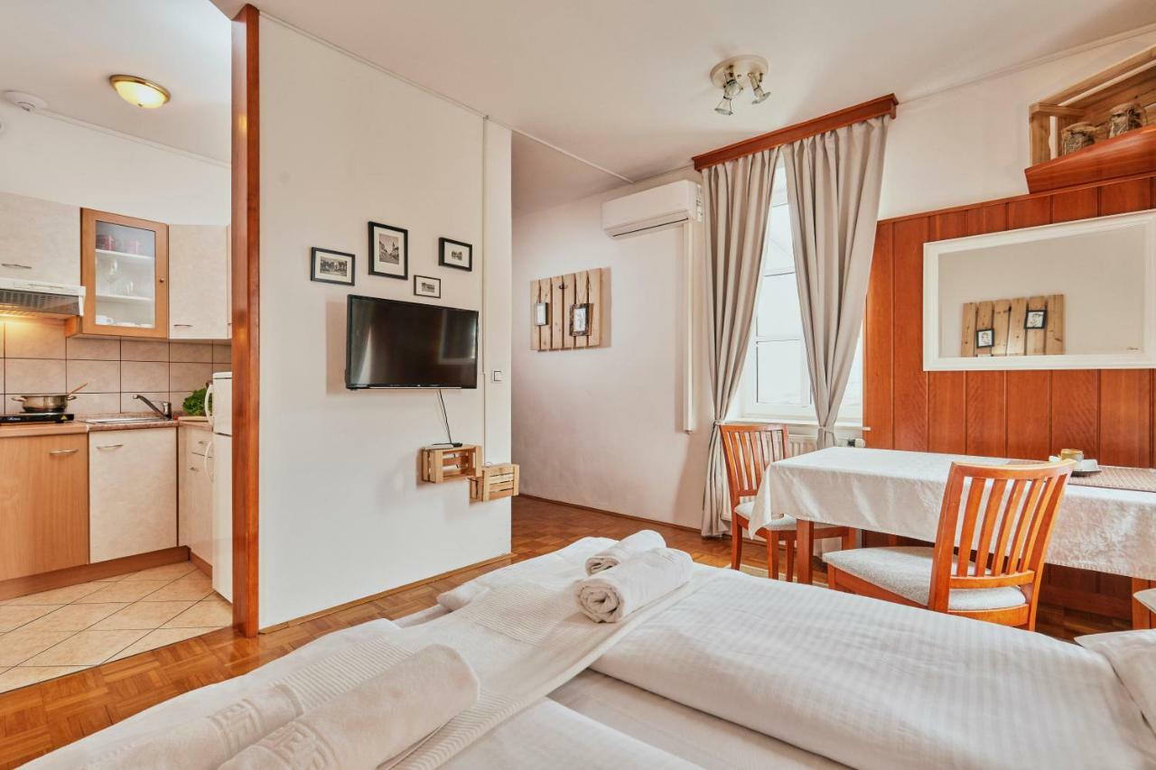 Rooms & Restaurant Ostarija Dolenjske Toplice Bagian luar foto