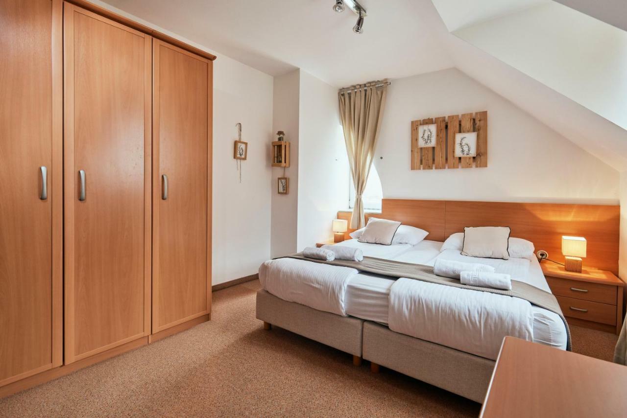 Rooms & Restaurant Ostarija Dolenjske Toplice Bagian luar foto