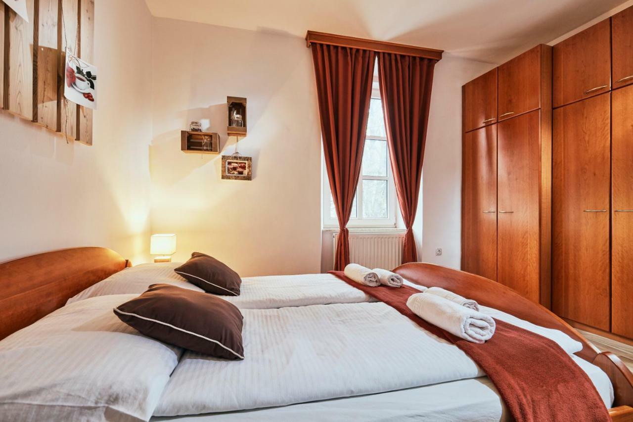 Rooms & Restaurant Ostarija Dolenjske Toplice Bagian luar foto