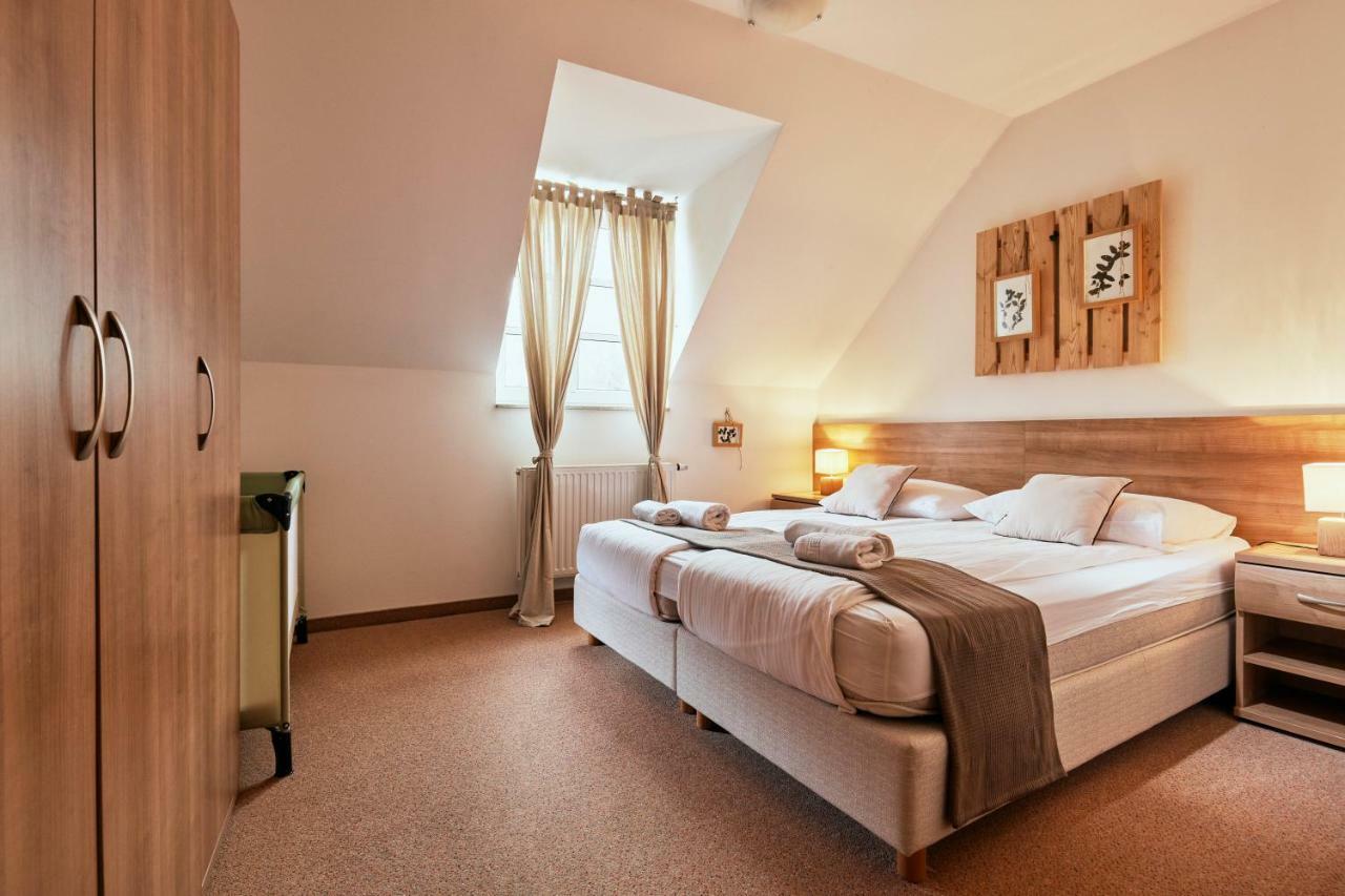 Rooms & Restaurant Ostarija Dolenjske Toplice Bagian luar foto